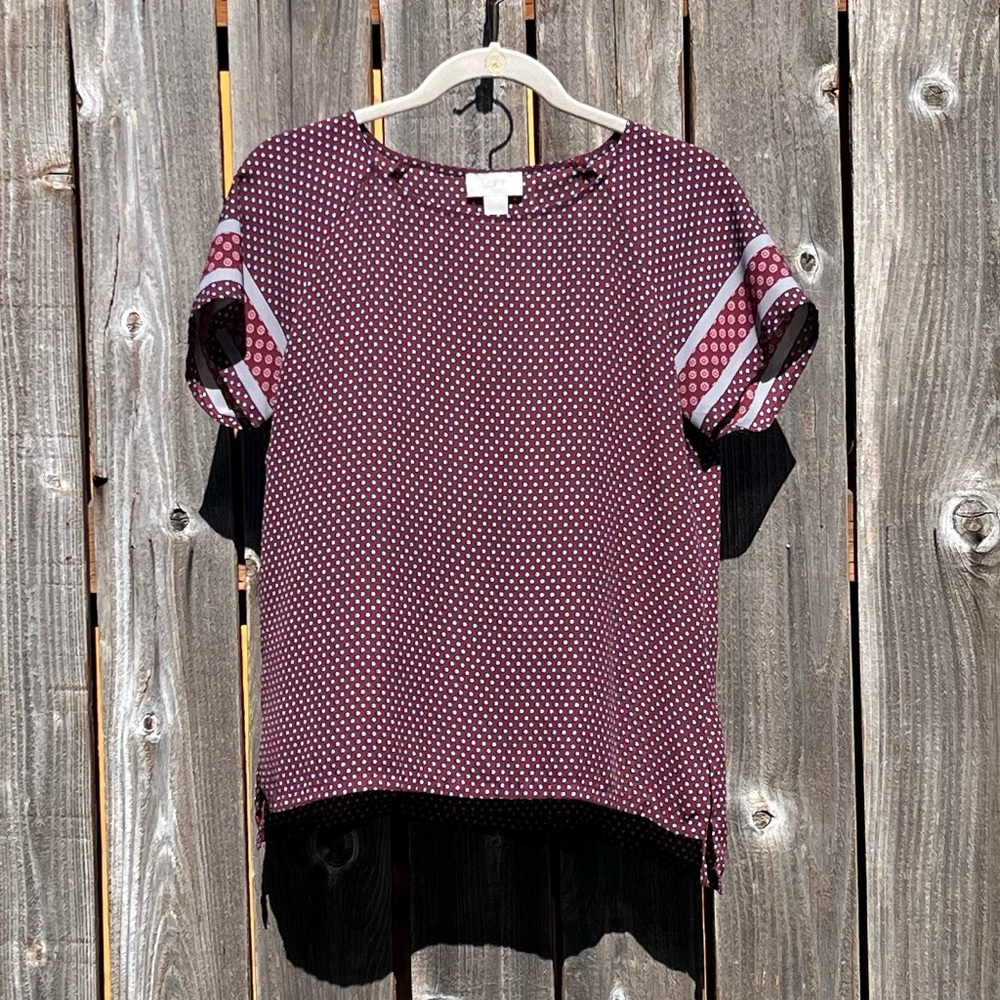 Loft short sleeve top size small